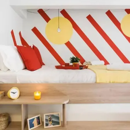 Apartment Colorful Apartment In Athens *